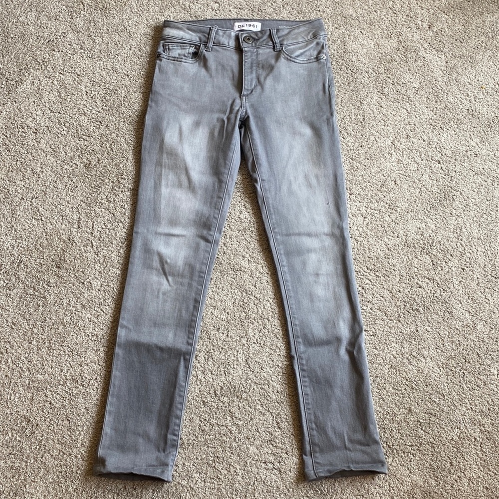 DL1961 Nicky Mid Rise Cigarette Skinny Jeans